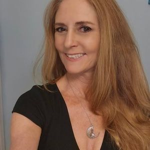 Meet your Posher, Sandy